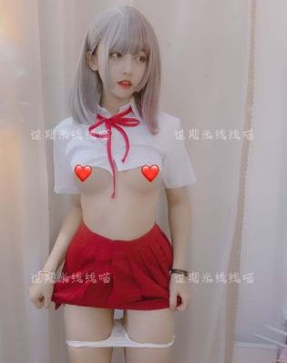 粗大的玉茎挺进寡妇的里面_影院在线观看